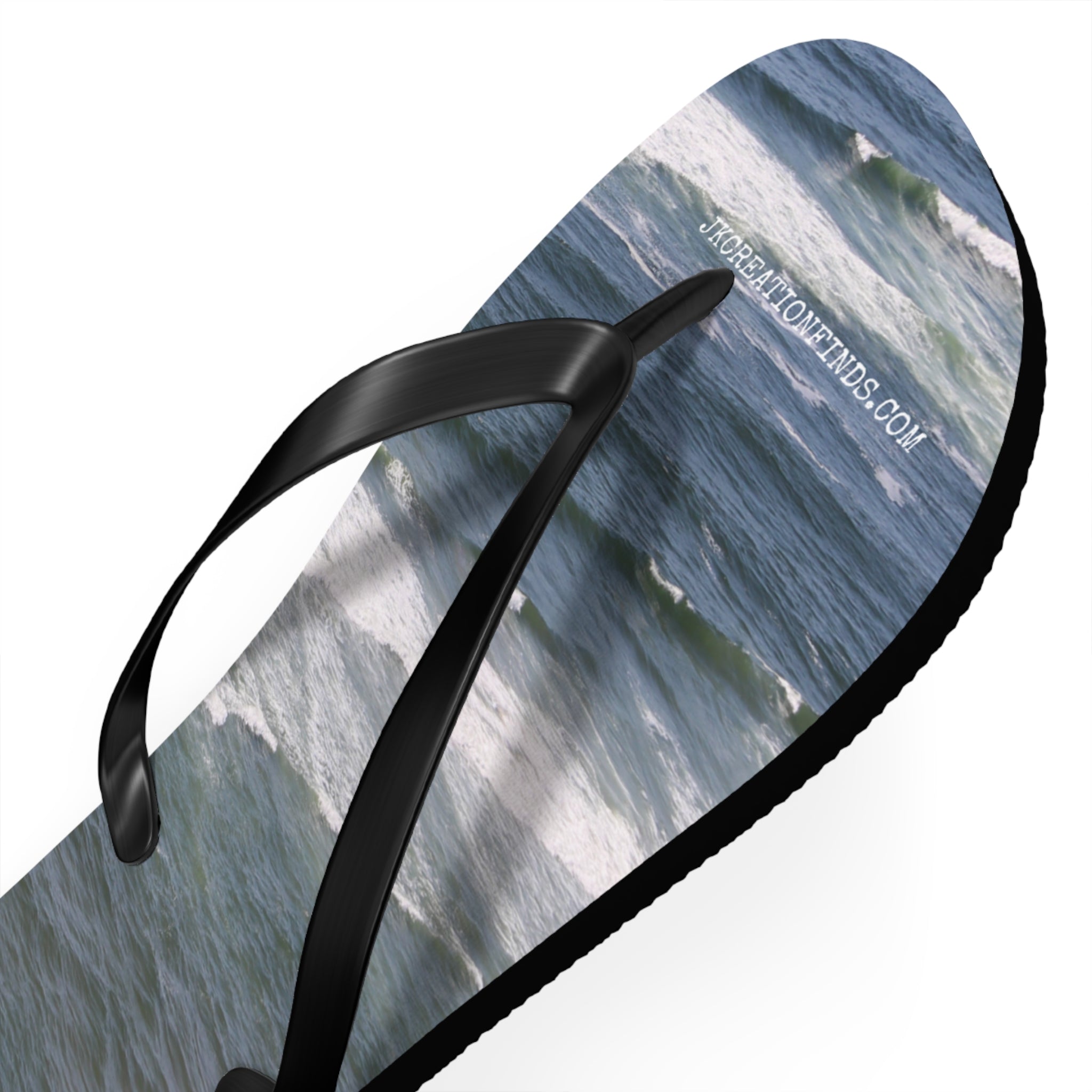 Brand new fashion slippers 2026
