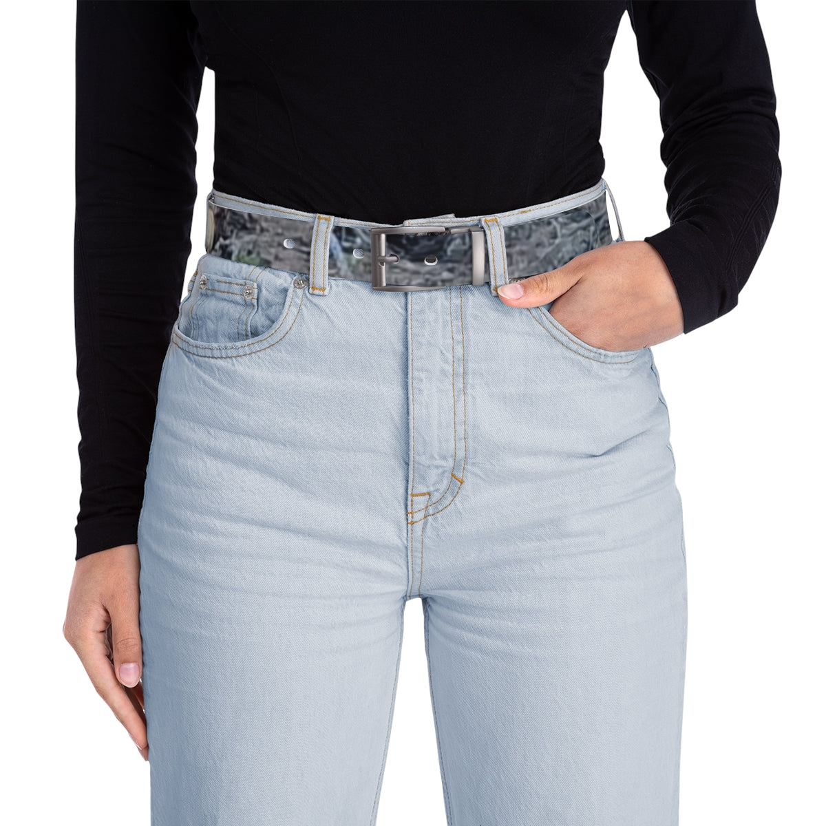 Stylish Women's High-Waisted Light Blue Jeans