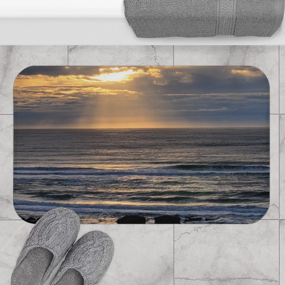 Stunning Sunset Over Ocean Design Bath Mat