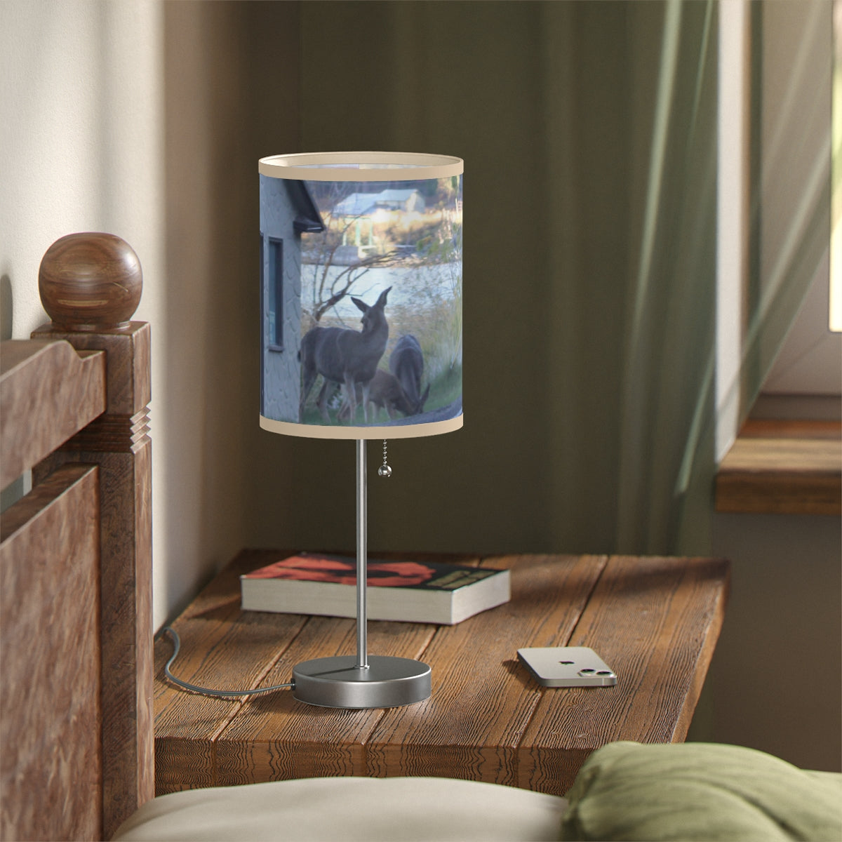 Table lamp with deer and cottage print design