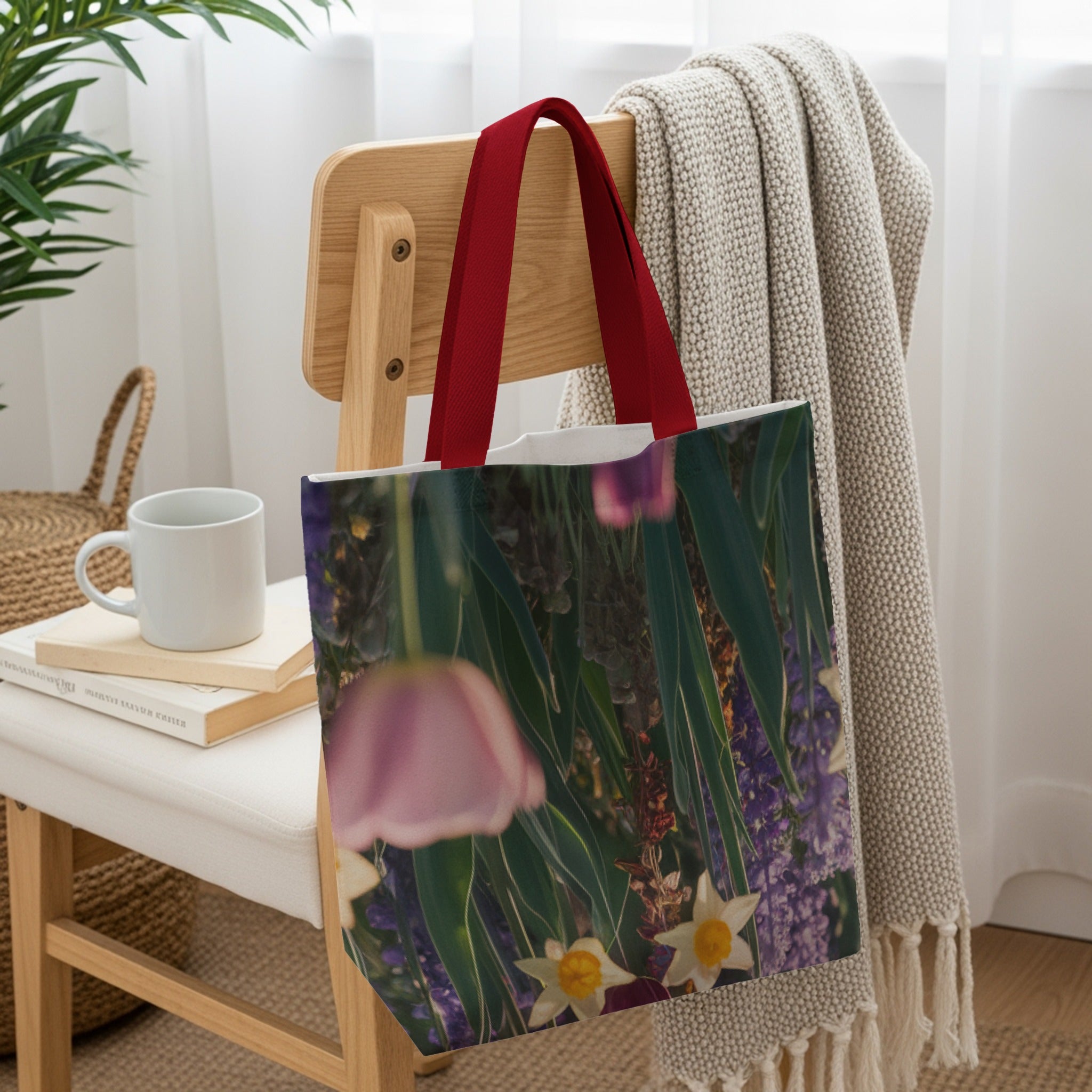 Vibrant Botanical Print Reusable Fashion Bag product type